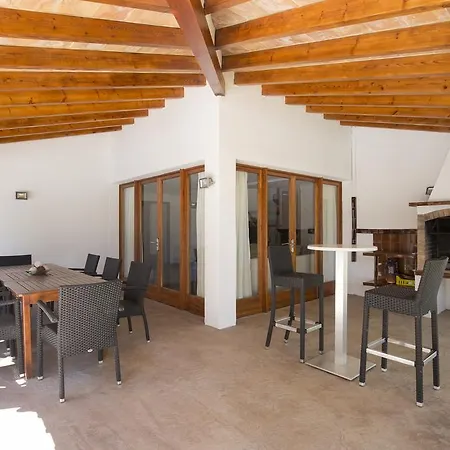 Villa Cabot Borras *