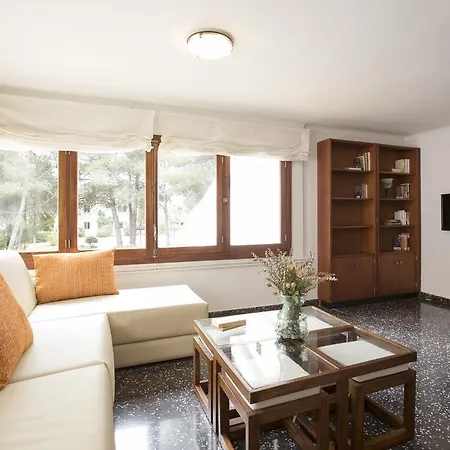 Вілла Cabot Borras *