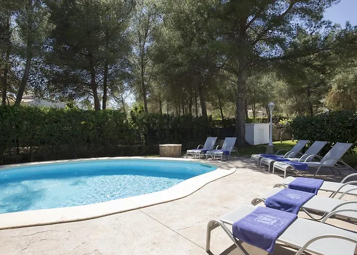 Villa Cabot Borras *